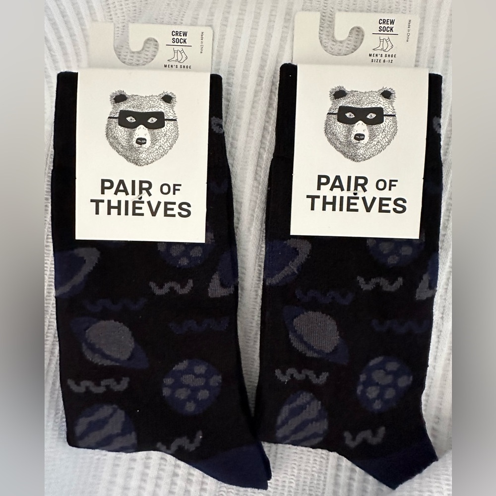 Pair of Thieves Socks Lot NEW
2 Pair